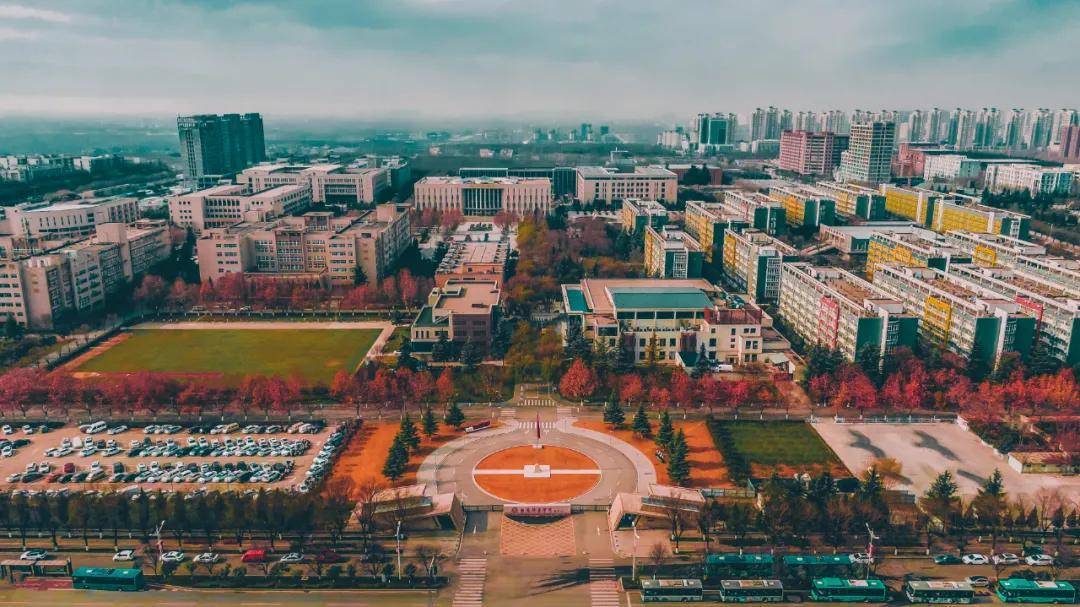 来吧，展示！西安培华学院黑金滤镜大片